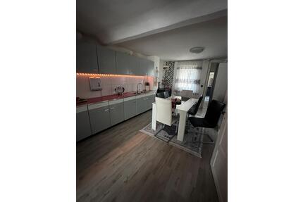 3 ZKB Wohnung 80m im Boppard - 650,00&nbsp;EUR Kaltmiete, ca.&nbsp; 80,00&nbsp;m&sup2; in Boppard (PLZ: 56154)