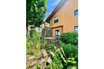 Großzügige Terrassenwohnung zur Miete in Kollnburg