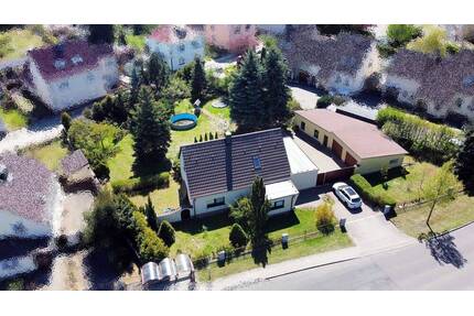 Großzügiges Familienanwesen mit Werkstatt, großem Garten und zusätzlichem Baupotenzial - Bad Belzig
