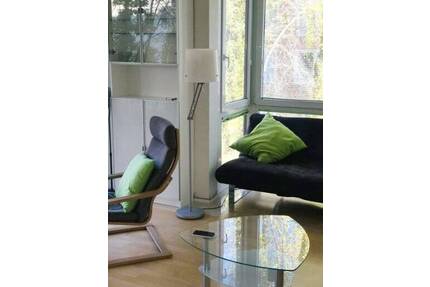 Modern möblierte 2 Zimmer- Wohnung Stellplatz Balkon Keller Neubau Hinterhaus Winterhude ab 01.08.2026 - Hamburg