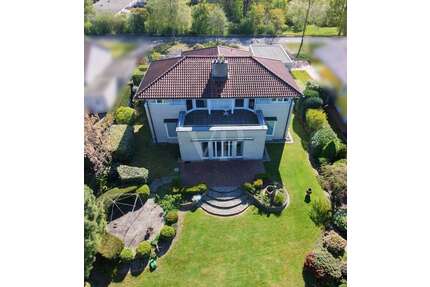 Haus zum Kaufen in Celle 725.000,00 € 270 m²