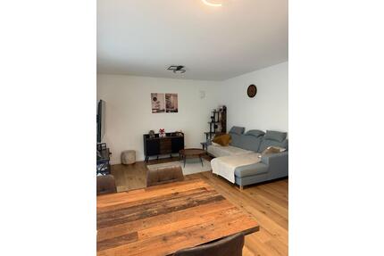 Moderne 3-Zimmer Wohnung mit Terrasse Stellplätze - Vilshofen an der Donau