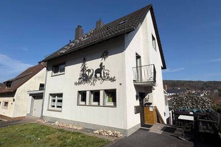 Attraktives Immobilienensemble: Einfamilienhaus mit zusätzlichem Bungalow in ruhiger Lage! - Rodalben