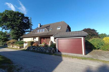 Mehrfamilienhaus mit einzigartiger Lage direkt am Jadebusen in Varel-Dangast