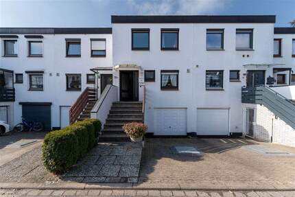 Gestalten Sie Ihr neues Zuhause! Geräumiges Reihenmittelhaus in beliebter Wohnlage - Seevetal Hittfeld