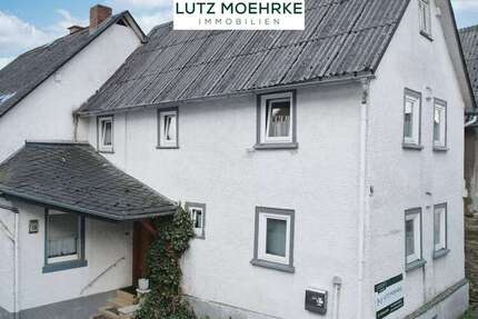 Haus zum Kaufen in Aßlar 199.000,00 € 186.35 m²