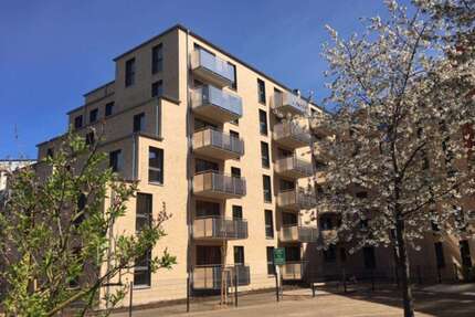 Wohnung zum Mieten in Rostock 404,05 € 70.27 m²