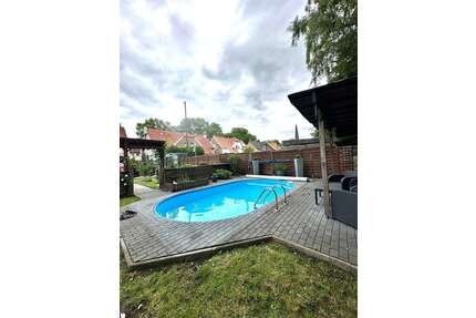 Haus zum Kaufen in Herne Röhlinghausen 375.000,00 € 140 m² - Herne / Röhlinghausen