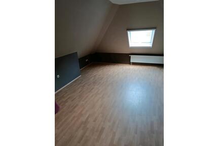 Schöne Oberwohnung mit seperaten Eingang - Surwold