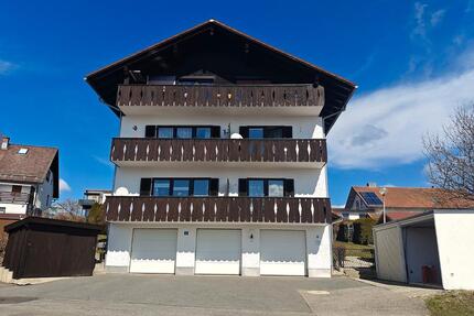 Panoramablick & Top-Substanz: Sanierte, Garage & Ausbaupotential - Spiegelau