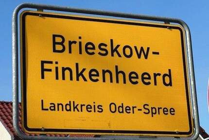 Willkommen in Brieskow-Finkenheerd! Den Frühling im eigenen Heim genießen - DHH mit Nebengelass und großer Garage!