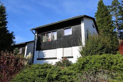 Wohnen in Höhenlage ! - 199.000,00&nbsp;EUR Kaufpreis, ca.&nbsp; 116,00&nbsp;m&sup2;&nbsp;Wohnfl&auml;che in Regen (PLZ: 94209)