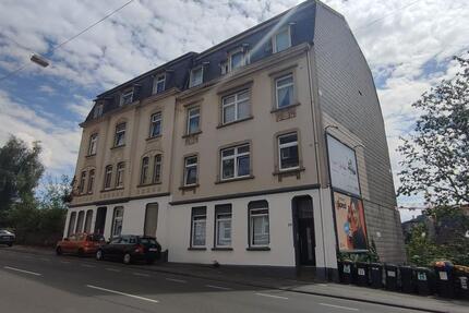 Gepflegte 4-Zimmer-Souterrainwohnung in ruhiger Lage von Wuppertal