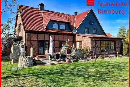 Haus zum Kaufen in Rehburg-Loccum 385.000,00 € 237 m²