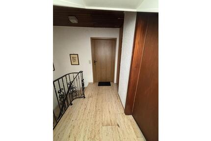 Ruhige 4-Zimmer-Wohnung - 900,00&nbsp;EUR Kaltmiete, ca.&nbsp; 100,00&nbsp;m&sup2; in Appenweier (PLZ: 77767)