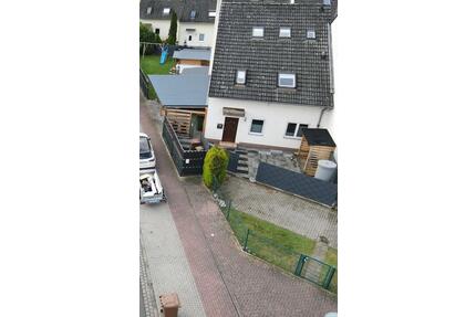 Reihenendhaus mit großem GartenCarportSauna uvm… - Langenselbold