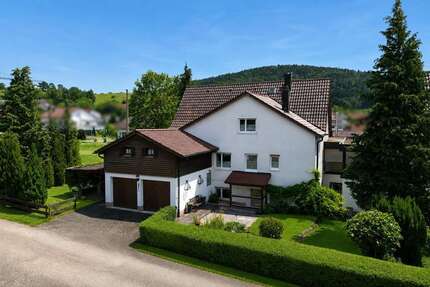 Haus zum Kaufen in Sulz am Neckar Bergfelden 395.000,00 € 238 m² - Sulz am Neckar / Bergfelden