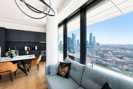 Grand Tower - Möblierte Vier-Zimmer-Wohnung mit Skylineblick - Frankfurt am Main Gallus