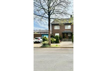 Hausverkauf (Reihenendhaus) - PRIVATVERKAUF! - Dinslaken