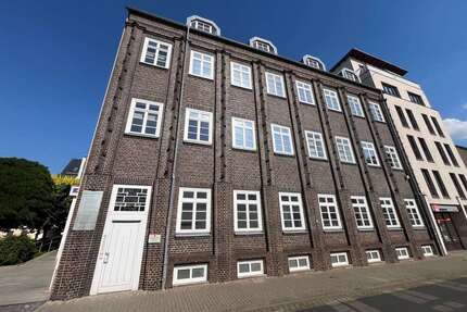 Wohnung zum Mieten in Döbeln 165,00 € 25.74 m²
