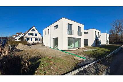 Haus zum Kaufen in Salem 910.000,00 € 182 m²