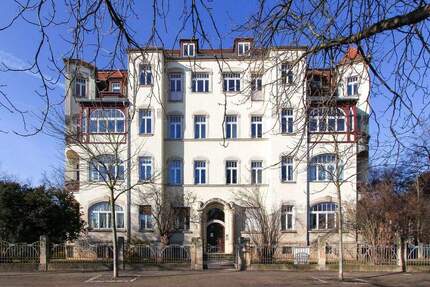 Bestlage! Vermietete 2-Raum-Wohnung am Stresemannplatz - Dresden Striesen-Süd
