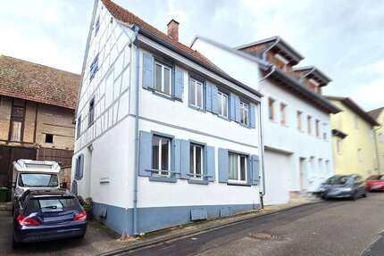 Haus zum Kaufen in Waibstadt 120.000,00 € 120 m²