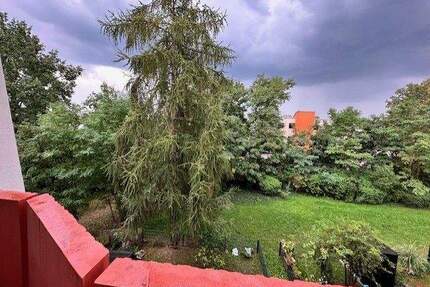 FREI | 2-Zimmer-Wasserblick-Wohnung mit neuer EBK in Fürth-Burgfarrnbach