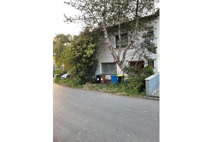 Einfamilienhaus in 57612 Isert - 195.000,00&nbsp;EUR Kaufpreis, ca.&nbsp; 150,00&nbsp;m&sup2; in Helmenzen (PLZ: 57612)