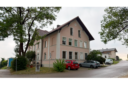 Wohnung zum Kaufen in Attenhofen 99.000,00 € 68.5 m²