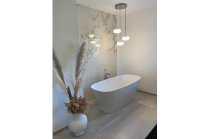 KFW 40 EE - Penthouse m. Carport, Wärmepumpe u. PV-Anlage - Cloppenburg