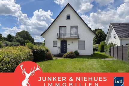 Haus zum Kaufen in Oerlinghausen 320.000,00 € 217 m²