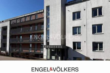 Für Anleger und Selbstnutzer - 2 Zimmer, Küche, Bad, Balkon, Garten, Aufzug - Norderstedt Garstedt
