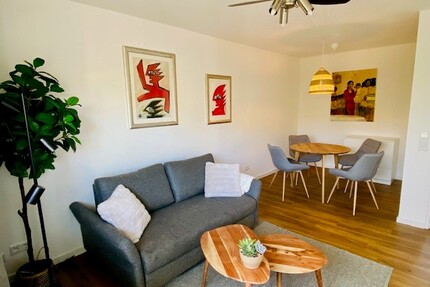 Eschborn: Elegant und exzellent sanierte 2 Zimmer-Wohnung in zentraler Lage. Ideal auch für Airbnb