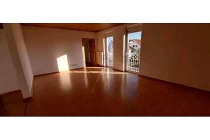 Wohnung inklusive Küche, Garage, Kellerabteil - Neuburg an der Donau