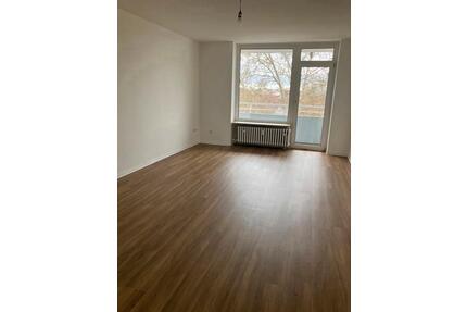 Schicke 1 Zimmerwohnung mit Balkon - Frankfurt am Main Fechenheim