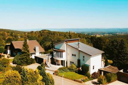 Begehrte Höhenlage mit beeindruckendem Panoramablick auf Stadt Homburg und Umgebung! - Bexbach Höchen