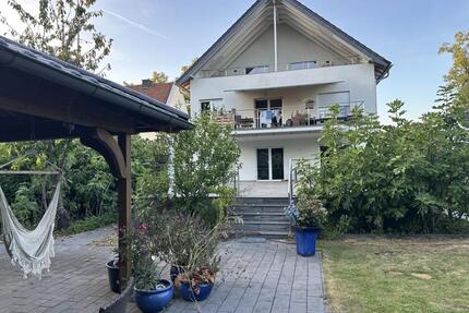 EG Wohnung voll möbliert mit großem Garten in Gütersloh