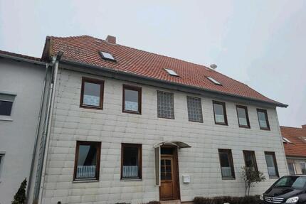 3 Familienhaus - 90.000,00&nbsp;EUR Kaufpreis, ca.&nbsp; 366,00&nbsp;m&sup2; in Alfeld (Leine) (PLZ: 31061)