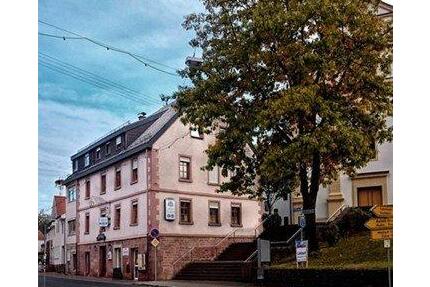 Gasthaus in Limbach Renovierungsbedürftig