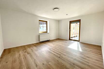 Haus zum Kaufen in Pfeffenhausen 479.000,00 € 177.5 m²
