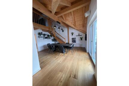 Helle 3-Zimmer-Galeriewohnung in Hirten - Burgkirchen an der Alz