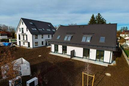 Familiengerechte Doppelhaushälfte mit Souterrain-Bereich, Speicher und großem Garten - München Feldmoching-Hasenbergl