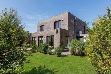 Haus zum Kaufen in Brietlingen 775.000,00 € 175 m²