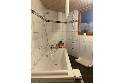 Schöne Wohnung in Wetter-Mellnau an Einzelperson oder Pärchen - Wetter (Hessen)