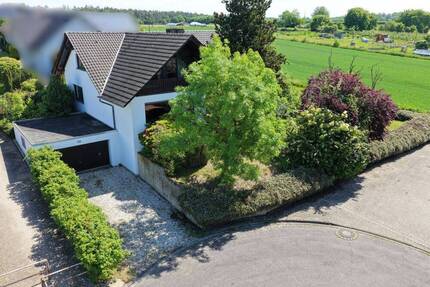 Stilvolles Anwesen mit Weitblick und außergewöhnlichem Potenzial in Swisttal-Buschhoven- Eine seltene Gelegenheit auf dem Immobilienmarkt