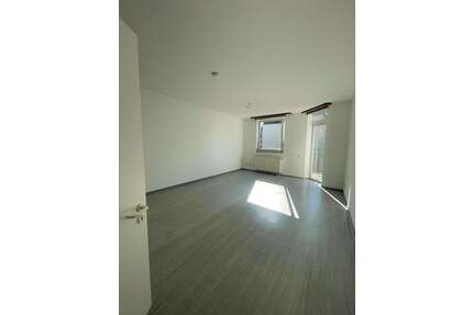 Wohnung zum Mieten in Wuppertal 321,60 € 66.1 m²