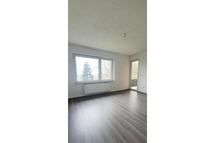 Gemütliche 3 Zimmer Wohnung - 450,00&nbsp;EUR Kaltmiete, ca.&nbsp; 66,18&nbsp;m&sup2; in Tann (Rhön) (PLZ: 36142)