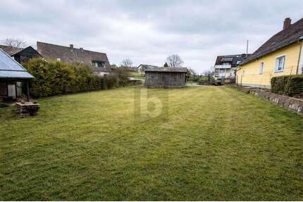 Grundstück zu verkaufen in Speichersdorf 119.900,00 € 950 m²