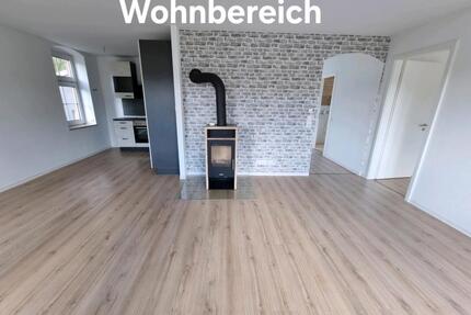 Schöne helle 2 Zimmer Wohnung - 840,00&nbsp;EUR Kaltmiete, ca.&nbsp; 75,00&nbsp;m&sup2; in Aukrug (PLZ: 24613)